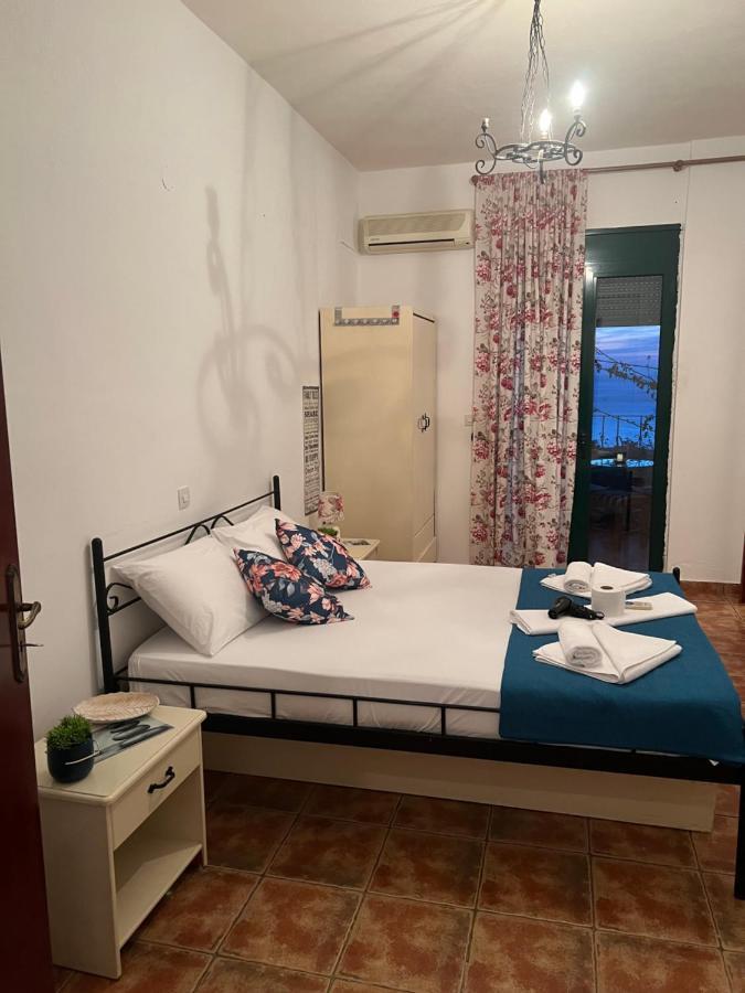 Georgakas Rooms Szfinári Kültér fotó